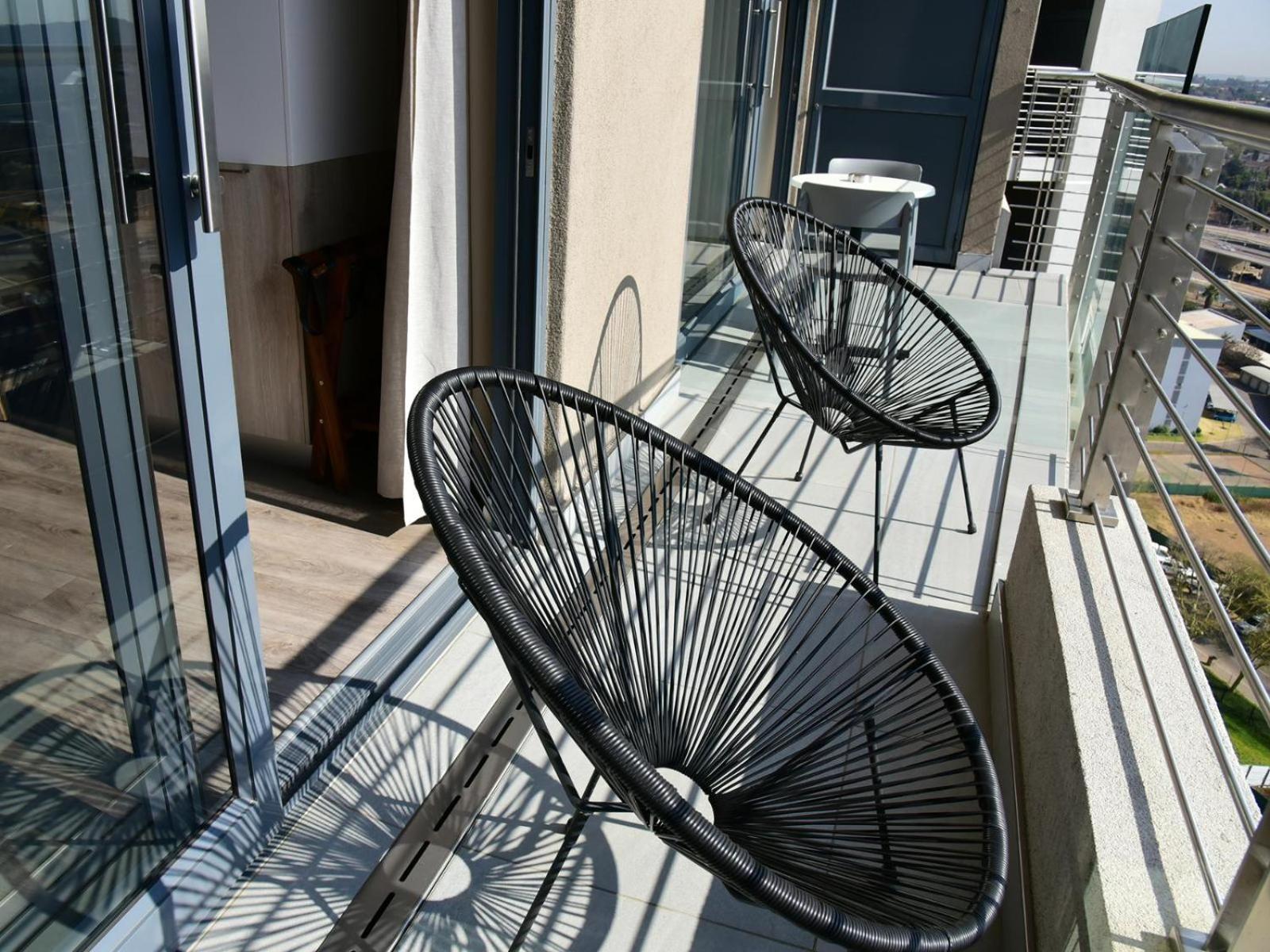 Menlyn Maine Luxury Rentals Pretoria Exterior photo
