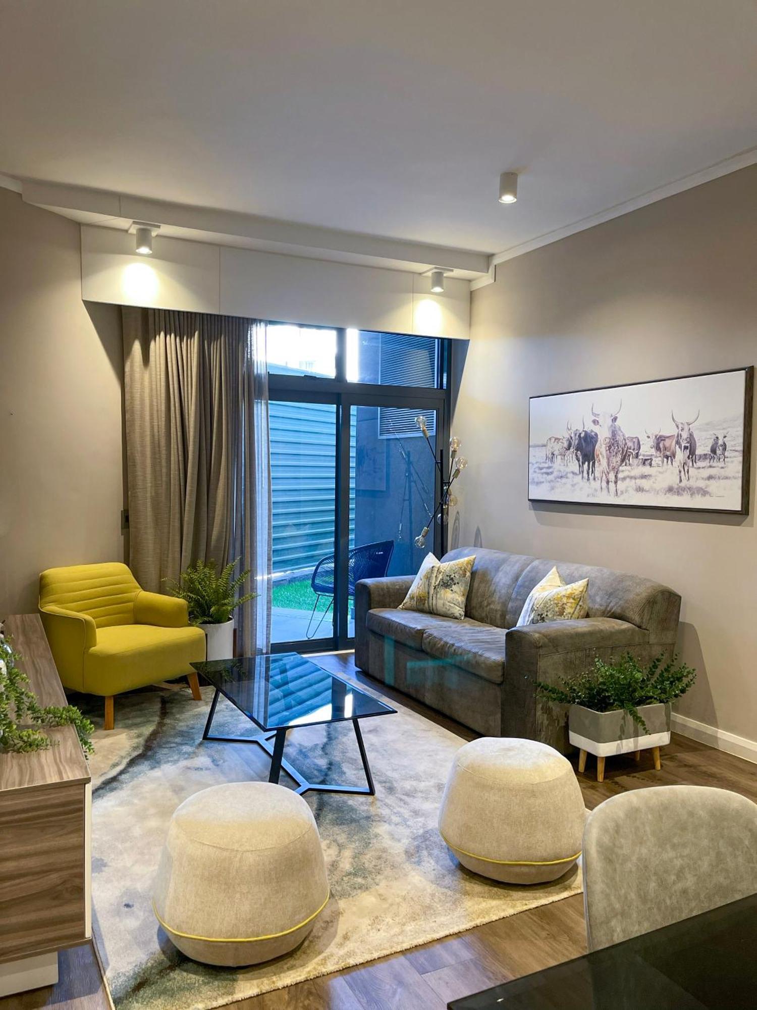 Menlyn Maine Luxury Rentals Pretoria Exterior photo