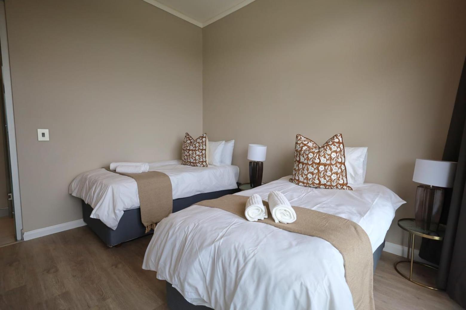 Menlyn Maine Luxury Rentals Pretoria Exterior photo